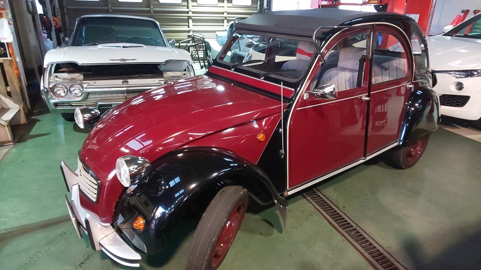 2CV 車検入庫